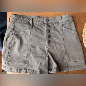 High-Rise Utility Button-Front Women’s Shorts — olive green.